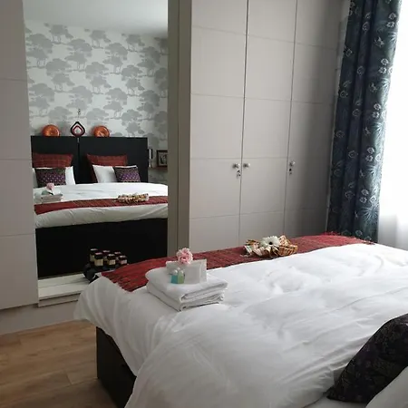 Baan Siam Πανσιόν *