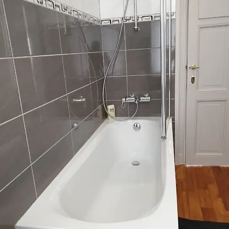 Πανσιόν Baan Siam *